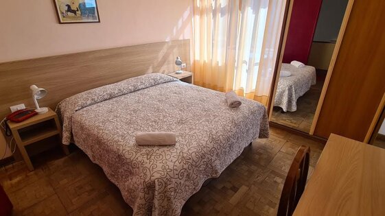 6226ad18-aa65-4c21-88ea-ab8e37bedbd9 6226ad18-aa65-4c21-88ea-ab8e37bedbd9