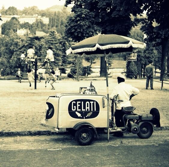 Di venditori ambulanti: dal carretto allo Street Food