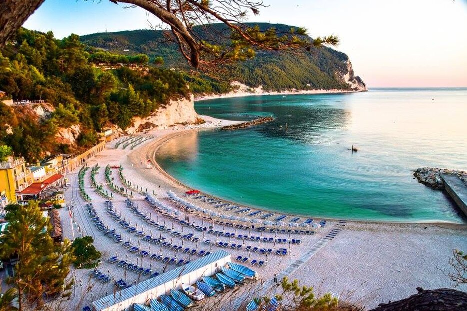 95e30a3d-0020-4e6e-8dc8-123ebb37267d 95e30a3d-0020-4e6e-8dc8-123ebb37267d