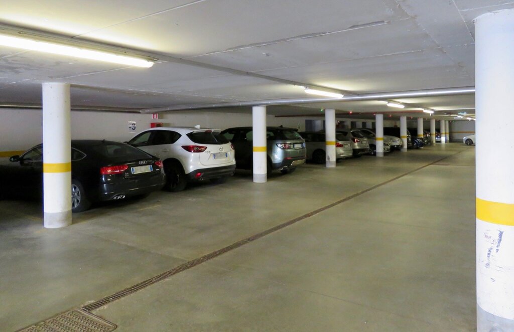 5f290446-30bb-48da-8b62-9e8f5541a754