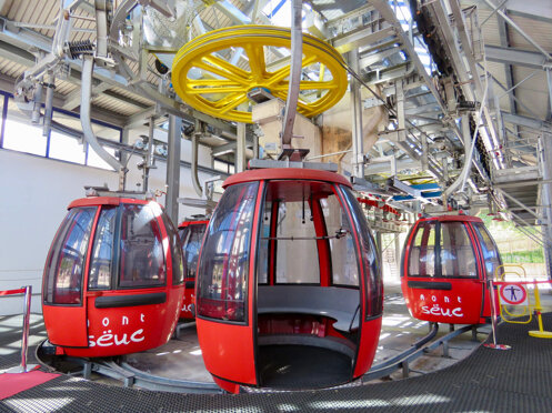 542858dc-a578-4d73-9585-334f4d97daf9