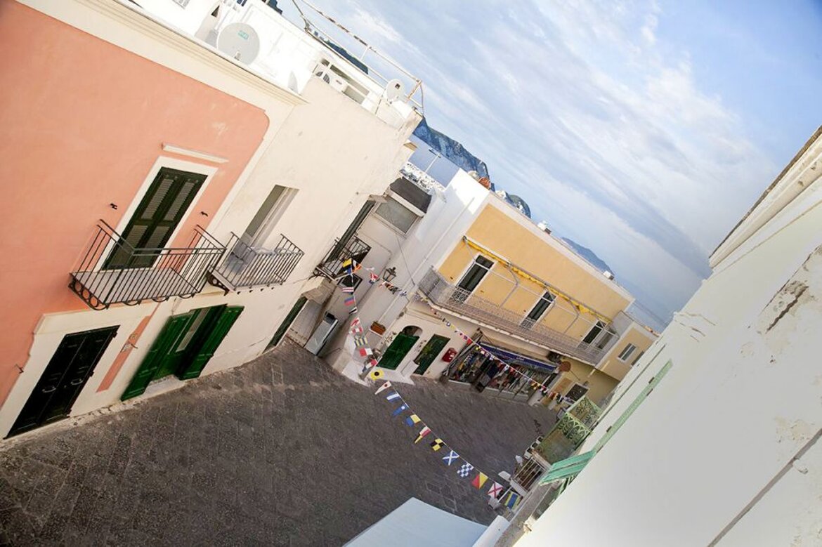 Corso Pisacane - Villa