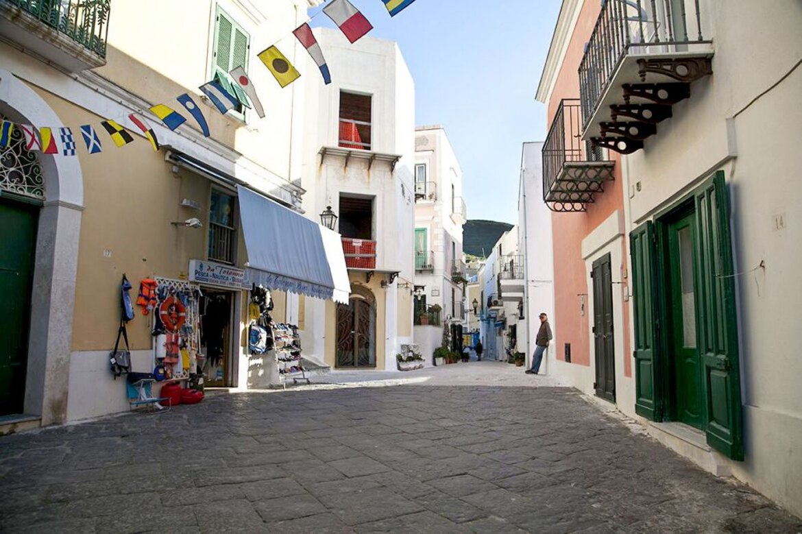 Corso Pisacane - Villa