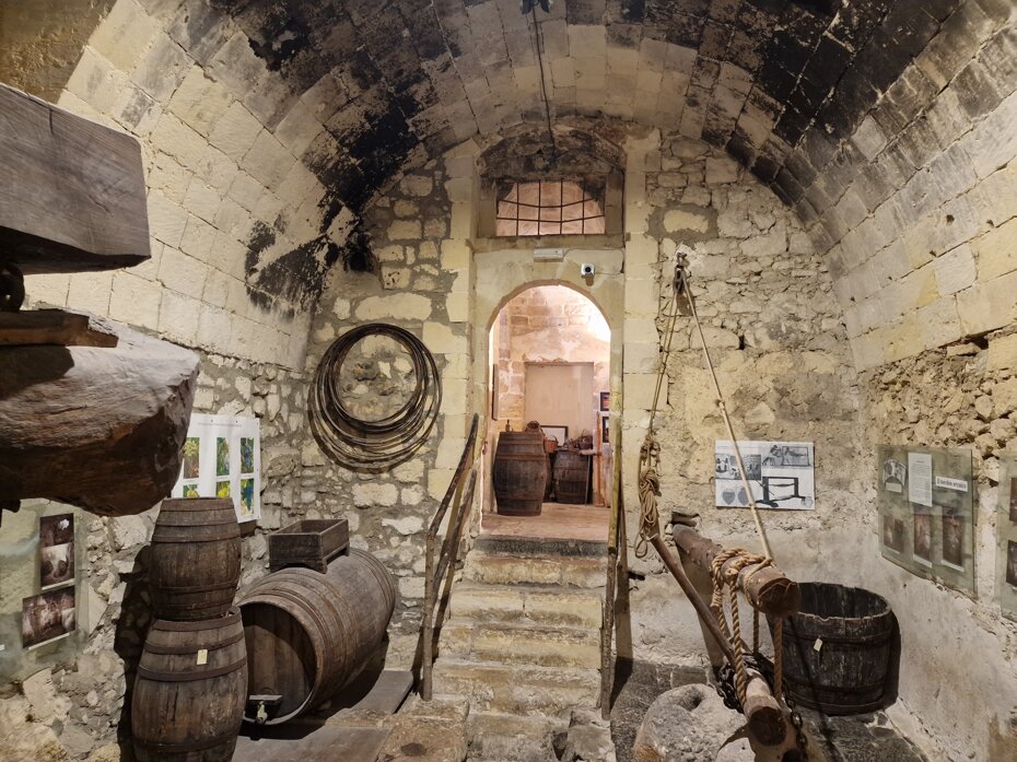 cdf66ef5-dea8-416a-b8b7-07b72e2168a2