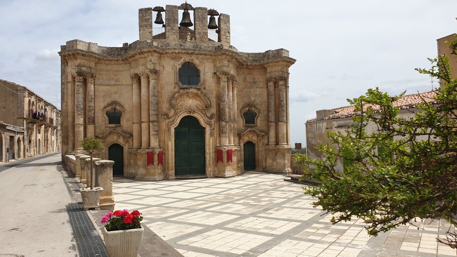 c5293b60-167e-4f64-8edf-5d4934c298fa