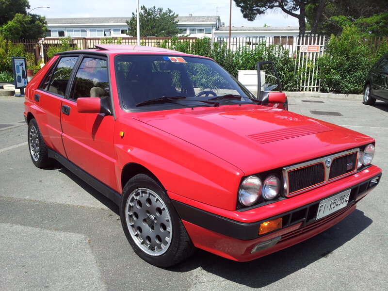 Lancia Delta Integrale HF Turbo 16 V