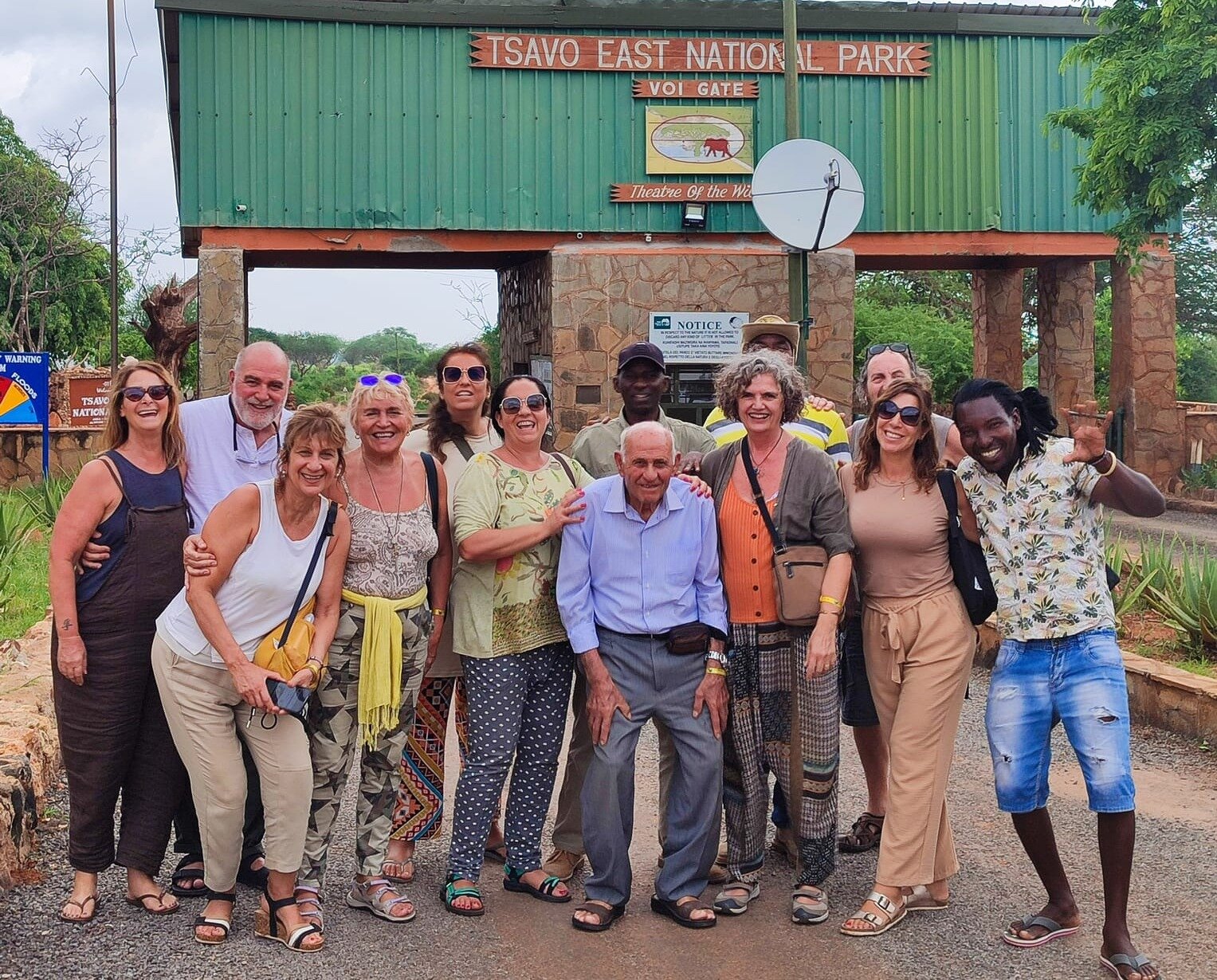 Kenya - Tzavo Est - connessione ed espansione del 3&deg; chakra