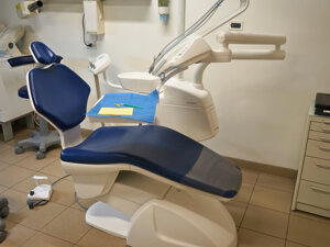 poltrona studio dentistico a parma