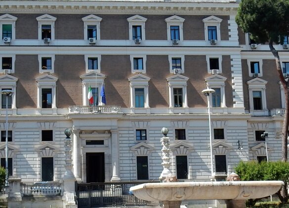 e6f9b96e-a627-4b84-8509-06347c3dd110