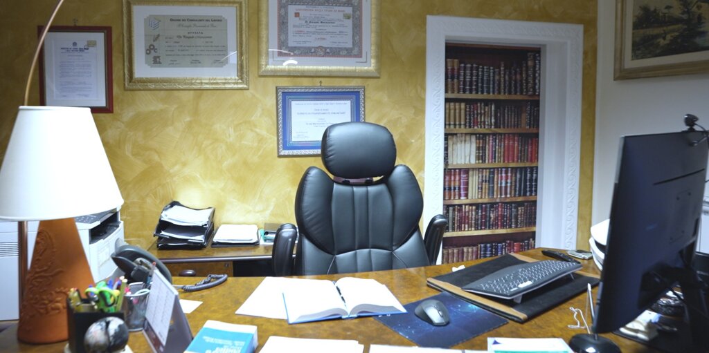 - Avvocati e Commercialisti - Avvocati e Commercialisti