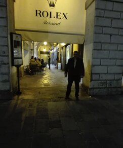 e1bab0f7-f9fe-405d-812d-3d4b8e1dc87e