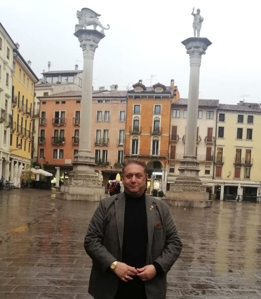 c785dfb1-f460-44e3-81dd-3d8d28e04e91