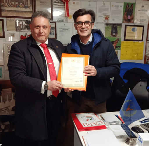 8f514bc0-5540-49b5-a380-15299b58491d