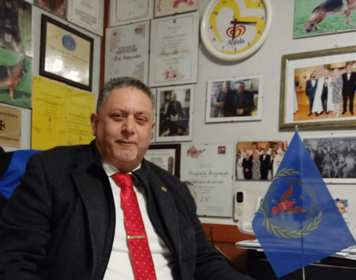 b0e1e286-d870-46b4-b84d-0214c58b213a