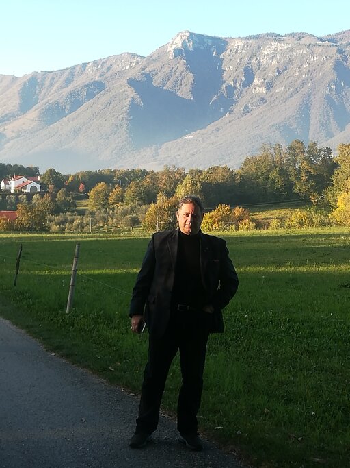 06820d2a-a32a-4284-a548-1f8709cbe800