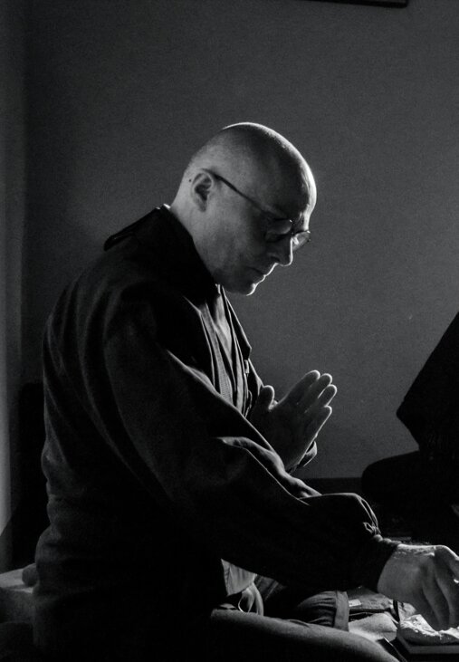 shinkai carboni.jpeg shinkai carboni.jpeg