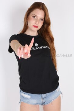 d1adb086-76a8-460c-b882-d5f9efbffa38