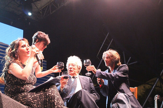 6c66b1_54599b758b34490b9d1471b5e2af3e19