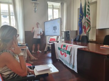 93457a07-aa7b-43b1-90c3-a7d480b446bc