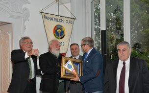 b6d43822-f527-4941-a6b4-8e295e27831a