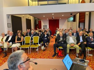 4faf6b2e-962f-4f35-86df-80d1f08906f8 4faf6b2e-962f-4f35-86df-80d1f08906f8