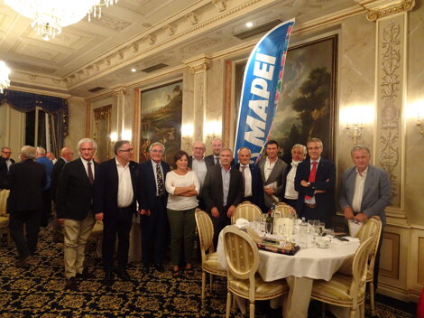 94507209-1357-4df3-bd3e-a3b83600c15a 94507209-1357-4df3-bd3e-a3b83600c15a