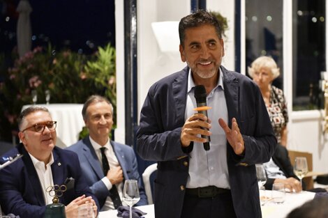 aaea0437-c03a-45aa-9406-ca50e658b7f9 aaea0437-c03a-45aa-9406-ca50e658b7f9