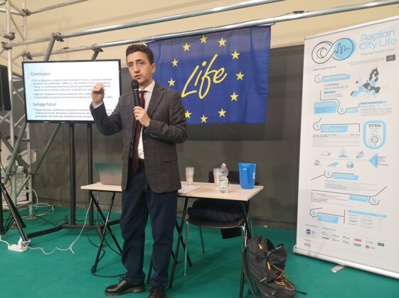 d6451bdb-484d-4d0e-a7fe-da6c49bee67f