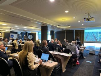 85382d11-1a1e-4d06-b6c0-f094d0dca8b8