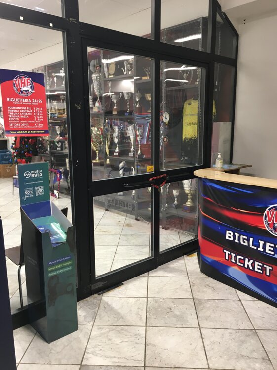 88cedef2-d1fc-4ca6-83b3-13d608e9e99b