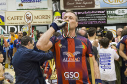 ef56a62b-f0d5-4a7a-83bd-fc7242761646 ef56a62b-f0d5-4a7a-83bd-fc7242761646