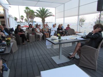 a250ec05-db6e-40ec-935f-a29584b7e621 a250ec05-db6e-40ec-935f-a29584b7e621