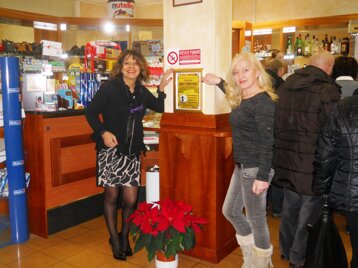 00cd02a7-c5f4-4b5f-b5e7-7d690cd65326 00cd02a7-c5f4-4b5f-b5e7-7d690cd65326