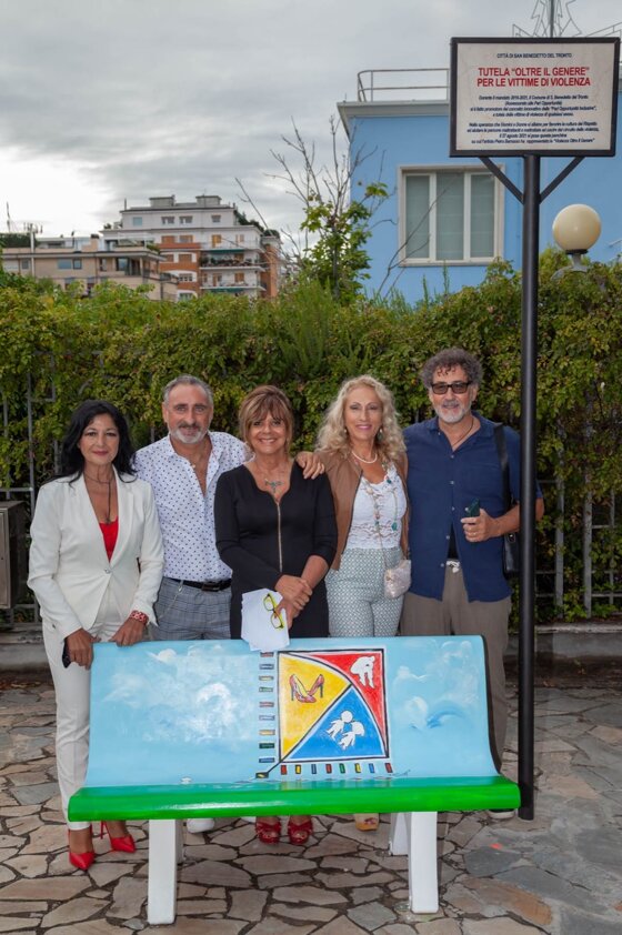 b7dfb864-6f83-4186-8dee-6d99dd0e09cb.jpeg b7dfb864-6f83-4186-8dee-6d99dd0e09cb.jpeg