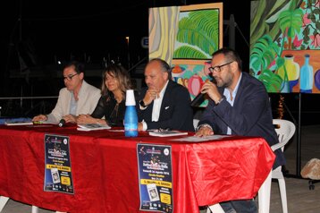 bcc7cc69-970b-4190-9bf7-bb3c3c7f4107 bcc7cc69-970b-4190-9bf7-bb3c3c7f4107