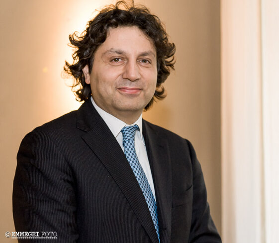 3edbd493-7153-46e9-a1a0-e47e989880e0