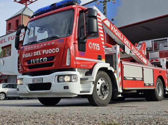 5631b583-b668-4fc7-8c63-70c92edc4525 5631b583-b668-4fc7-8c63-70c92edc4525