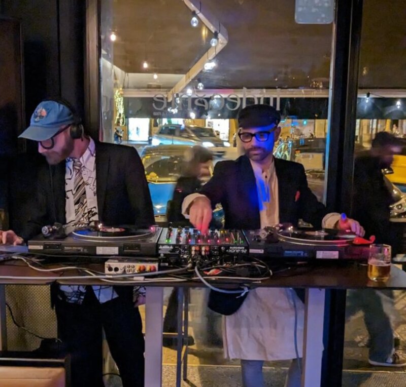 ef029b42-e069-49f5-9e1e-24a58825600b ef029b42-e069-49f5-9e1e-24a58825600b