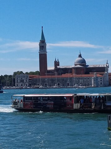 40264bcc-6c51-4574-95ca-78041878e06b