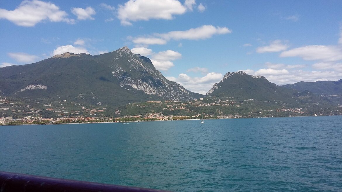 c6709571-0819-4be4-ad89-916d802b91b5 c6709571-0819-4be4-ad89-916d802b91b5