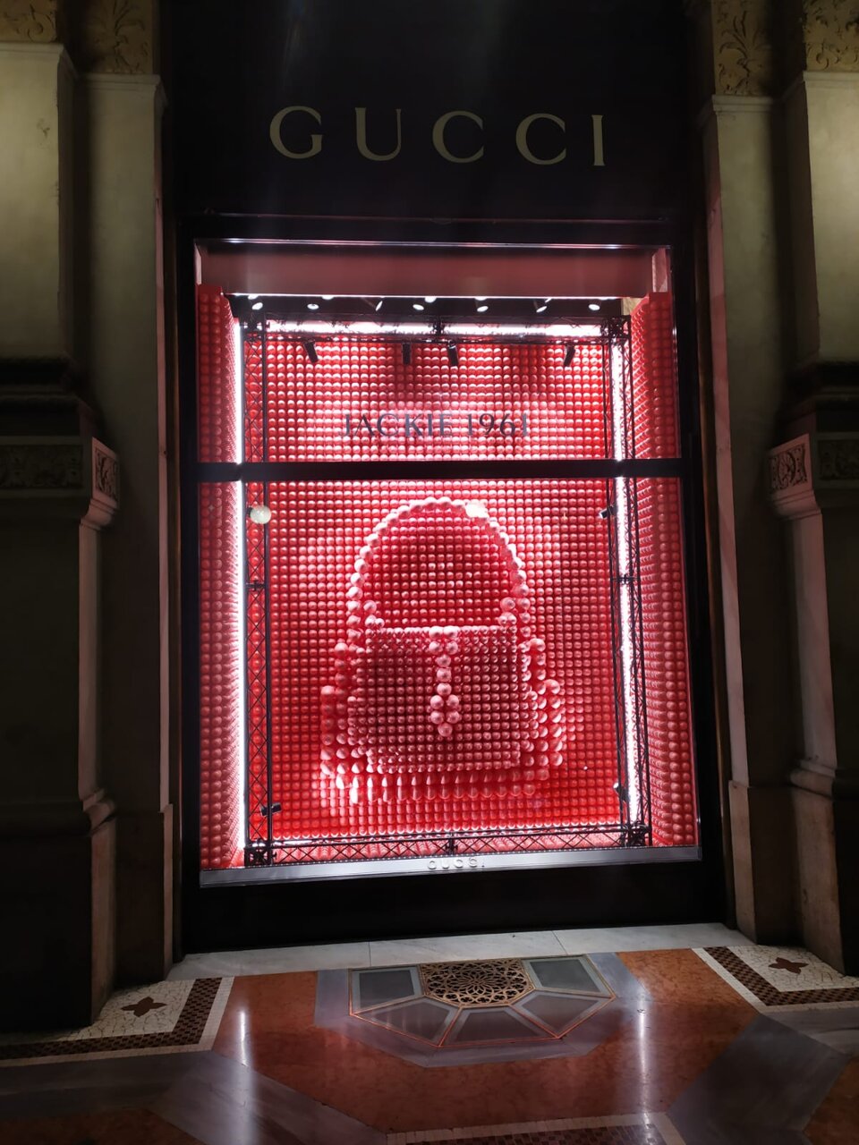 2395d04d-3e24-45f4-94b0-e78e67caa841 2395d04d-3e24-45f4-94b0-e78e67caa841