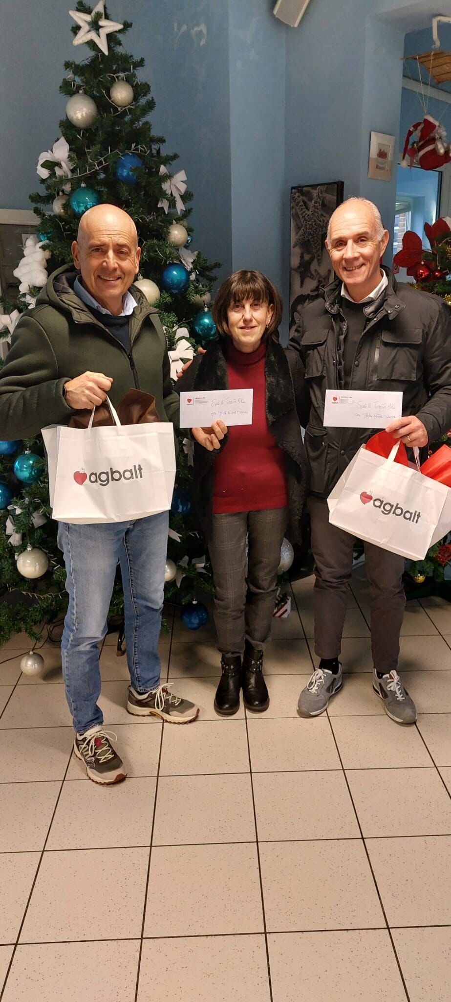 bc71f7b8-cf5b-416d-89a9-41f44c148db5.jpg bc71f7b8-cf5b-416d-89a9-41f44c148db5.jpg