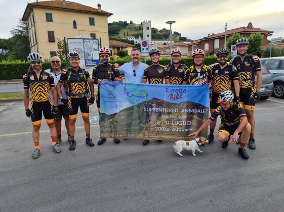 62584adb-a7d8-4ca5-9341-9bd1ff770964 62584adb-a7d8-4ca5-9341-9bd1ff770964