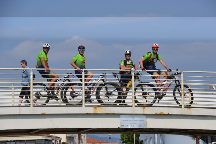 3c9eed71-a574-4d78-a7c2-725813f8a732 3c9eed71-a574-4d78-a7c2-725813f8a732