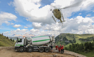 elicottero.jpeg elicottero.jpeg