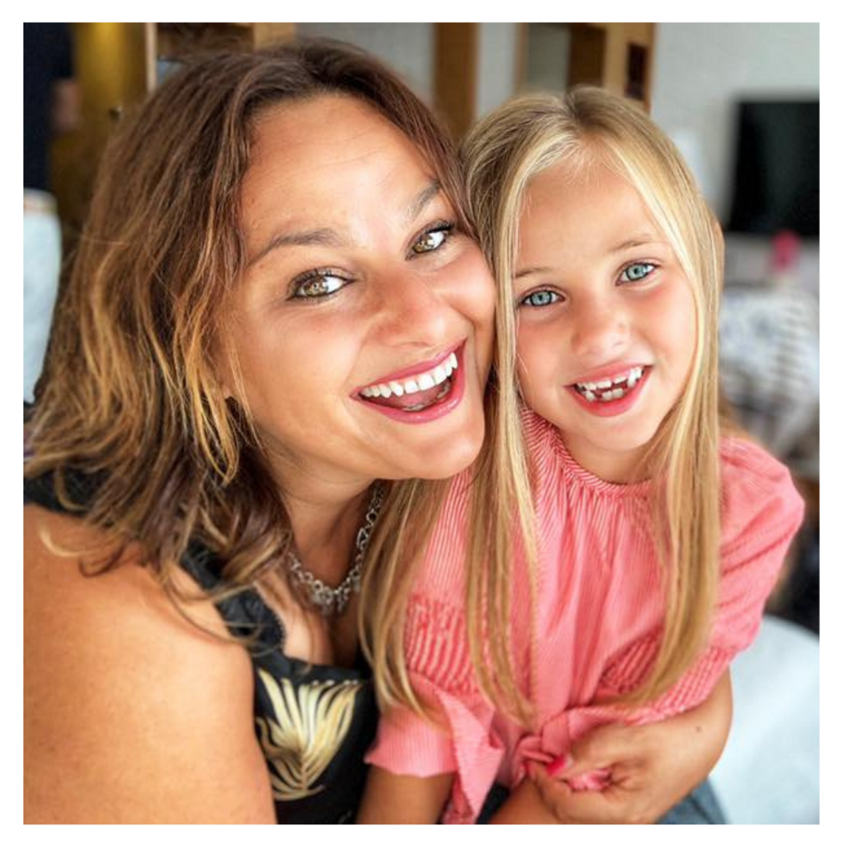 065ec47f-f85d-432d-a0d0-9927c6815f9c 065ec47f-f85d-432d-a0d0-9927c6815f9c