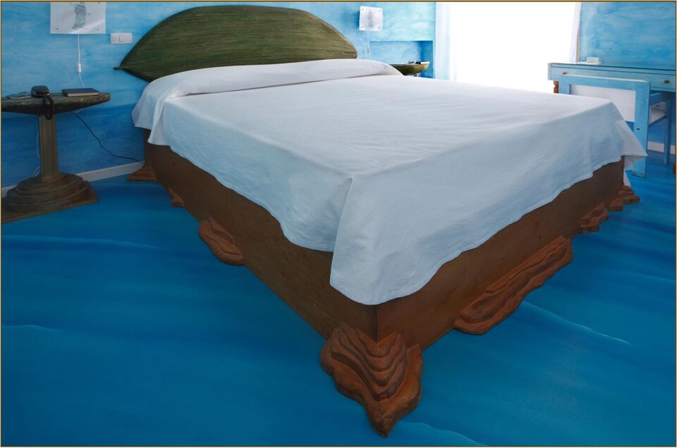 6ca665cb-cca9-423d-b6eb-3297198b3fbd 6ca665cb-cca9-423d-b6eb-3297198b3fbd