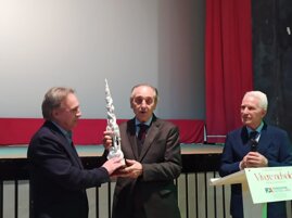 04c94f31-ec18-4237-9d09-1824a67d60ae 04c94f31-ec18-4237-9d09-1824a67d60ae