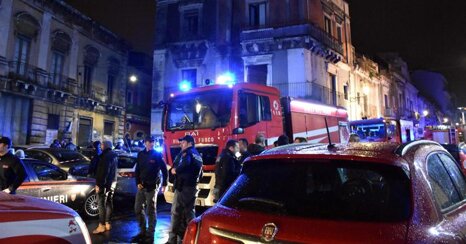 1093d548-7ef2-4498-8534-1bc8f86ad50c 1093d548-7ef2-4498-8534-1bc8f86ad50c