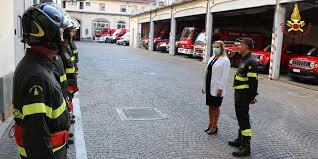 b90fe175-4365-47e7-93e7-426b77f1e9ce b90fe175-4365-47e7-93e7-426b77f1e9ce